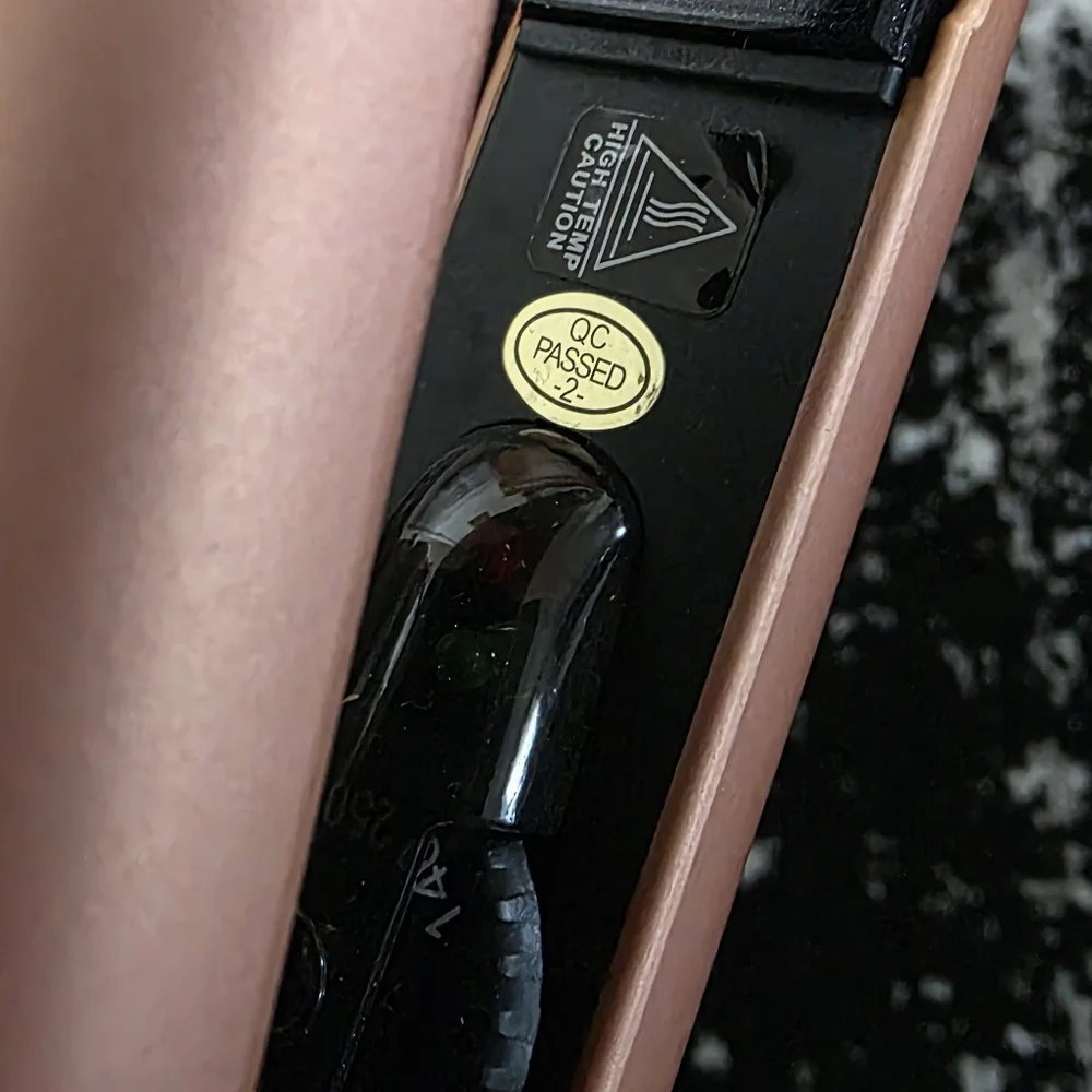 Hair Fetish Hedonist 1.25" Flat Iron with Japanese Tourmaline Plates Fire Opal - Picture 11 of 11